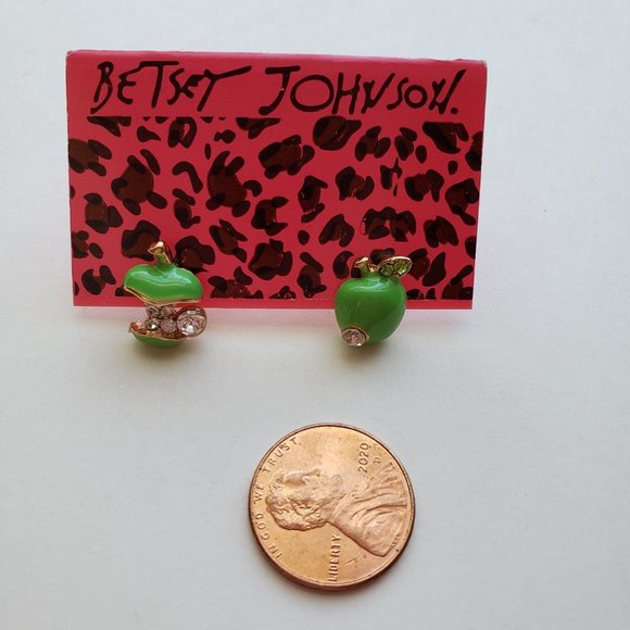 Betsey Johnson Green and Gold Earrings - Picture 2 of 3